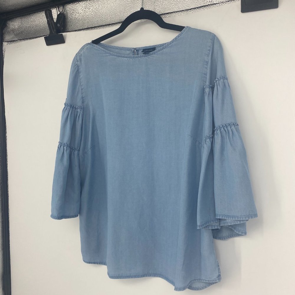 J Jill Denim | L. Chambray Top Tiered Bell Sleeves